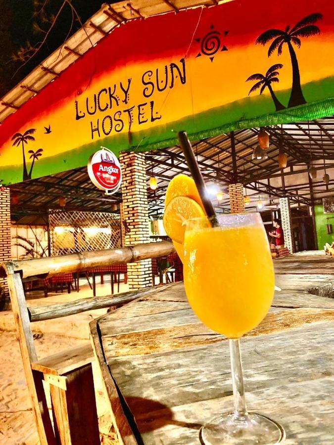 Lucky Sun Saracen Bay Albergue Koh Rong Sanloem Exterior foto