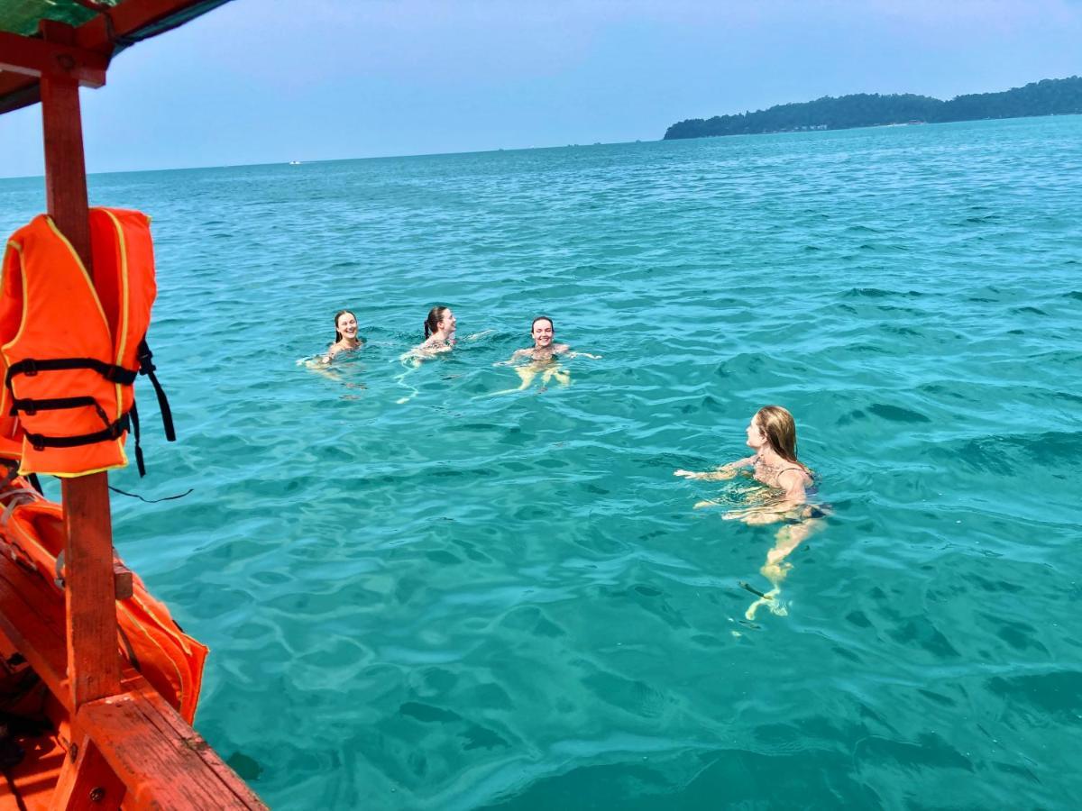 Lucky Sun Saracen Bay Albergue Koh Rong Sanloem Exterior foto