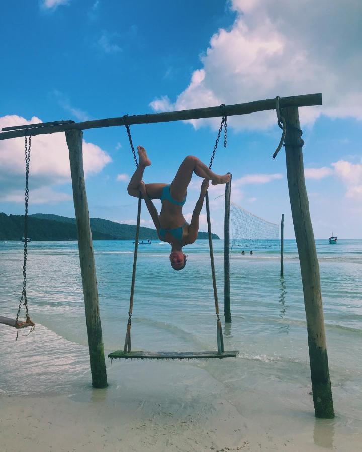 Lucky Sun Saracen Bay Albergue Koh Rong Sanloem Exterior foto